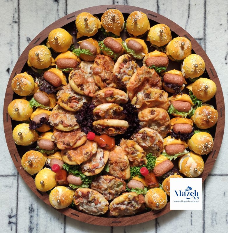 خرید سینی فینگرفود 60 تیکه ای شامل مینی برگر مینی پیتزا مینی هات داگ